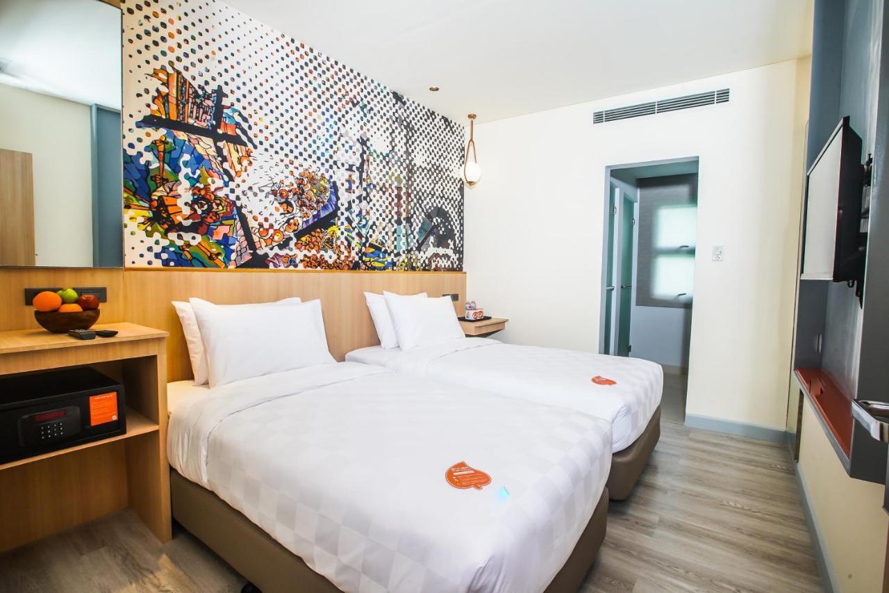 Go Hotels Plus Naga Exterior photo
