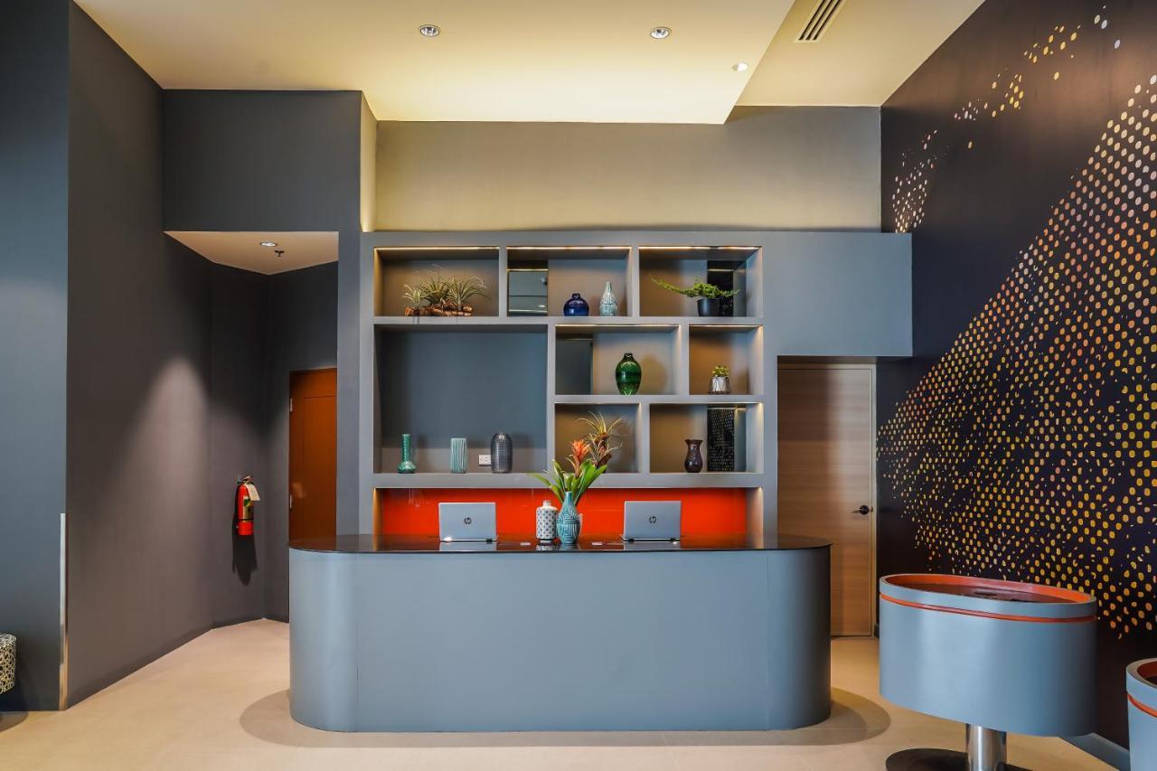 Go Hotels Plus Naga Exterior photo