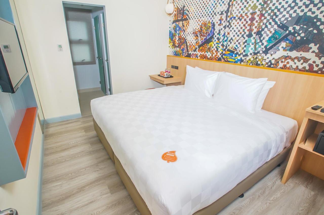 Go Hotels Plus Naga Exterior photo